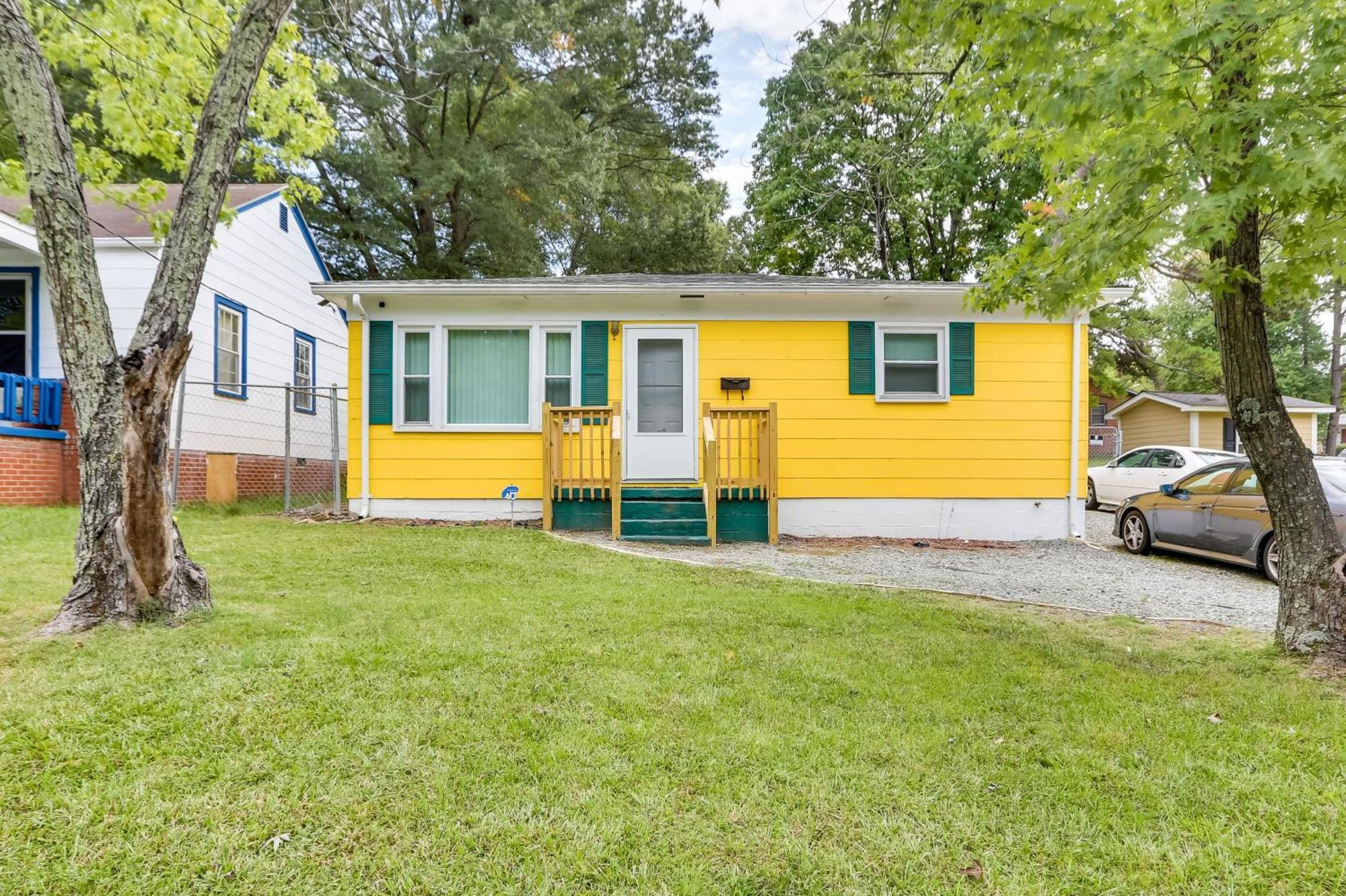Cozy Greensboro Vacation Rental With Deck And Fire Pit Exterior photo